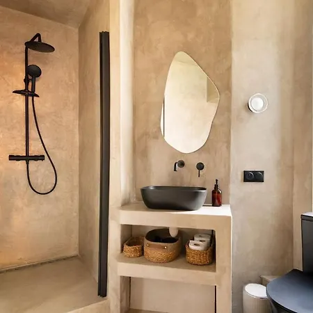 Apartment Beige Hospitalite - Brigitte Bb Saint-Etienne (Loire)