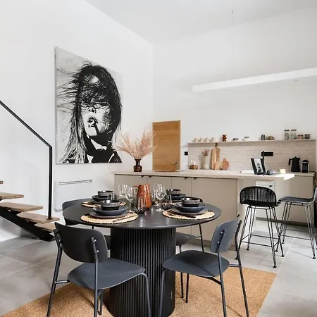 Beige Hospitalite - Brigitte Bb Saint-Etienne (Loire)